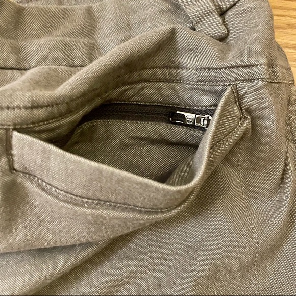 Commission Short - lululemon Men - Picture 3 of 5